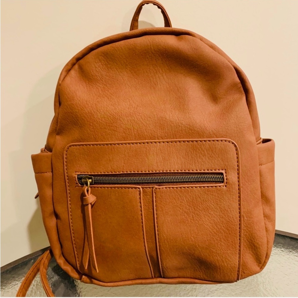 Backpack Bag   Color: Cognac